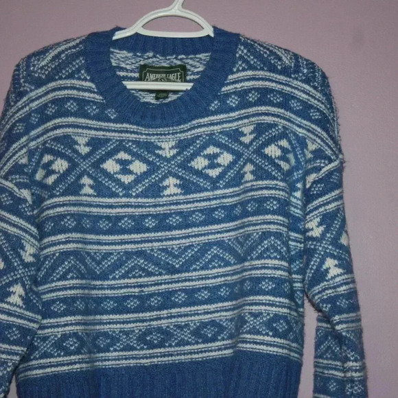 American Eagle Crew Sweater Medium - Picture 7 of 13